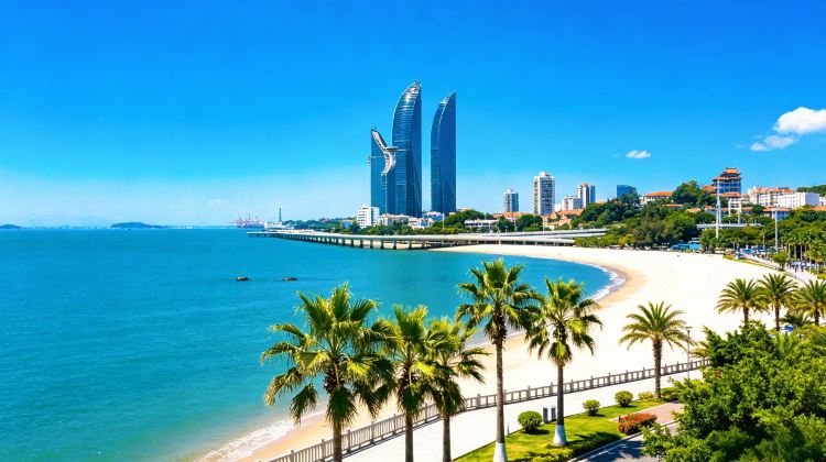 6-Day Xiamen + Wuyi Mountain + Nanjing Tulou + Gulangyu Island