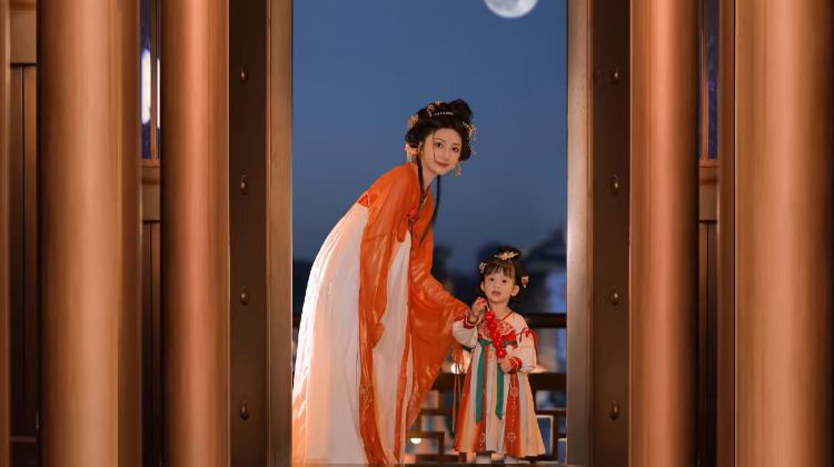 6-Day No shopping, includes guide, free transfer,visiting Terracotta Army, Grand Tang Mall