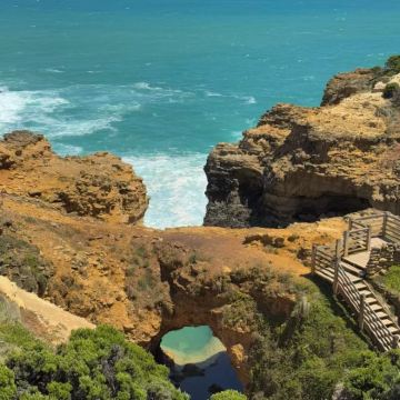 丹顿农山脉国家公园+普芬比利蒸汽火车+希尔斯维尔野生动物保护区+菲利普岛野生动物园+大洋路+格兰坪国家公园15日14晚拼小团