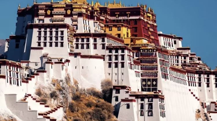 7D6N · Private Tours · Lhasa + Nyingchi + Yamdrok Yumtso + Namtso + Basomtso + Potala Palace