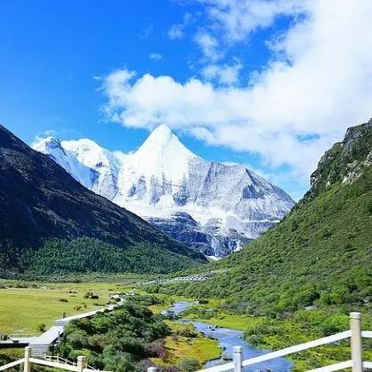 丽江+香格里拉+梅里雪山+稻城亚丁+泸沽湖8日7晚私家团