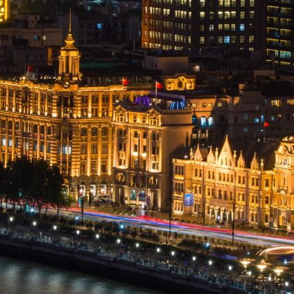 上海+城隍庙+东方明珠+外滩+武康大楼2日1晚私家团