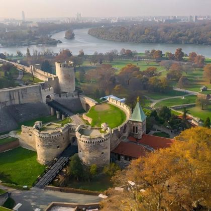 塞尔维亚+波黑+黑山8日7晚自由行