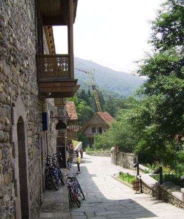 7D6N • 7-Day Dental Vacation & Cultural Tour in Armenia