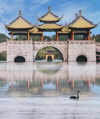 6日5晚 • 華東地區＋揚州＋烏鎮＋上海 - 9人VIP小團 全程5鑽住宿 贈千秋粉黛表演＋遊船漢服體驗 24小時接送