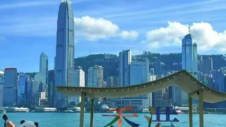 2D1N · Private Tours · Discovery of This Glamorous Port Victoria Harbour, Ferry to Central, Central Market, Tram, Tai Kwun, Central Escalator, Man Mo Temple, Victoria Peak, No Hotel Included