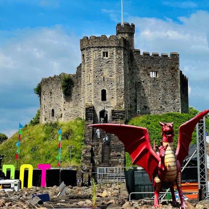 英国伦敦+卡迪夫+斯旺西+彭布罗克郡海岸线国家公园6日5晚拼小团