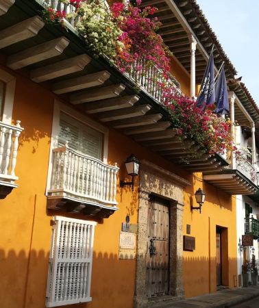 4D3N • Cartagena: Living History, Palenque, and the Caribbean Sea