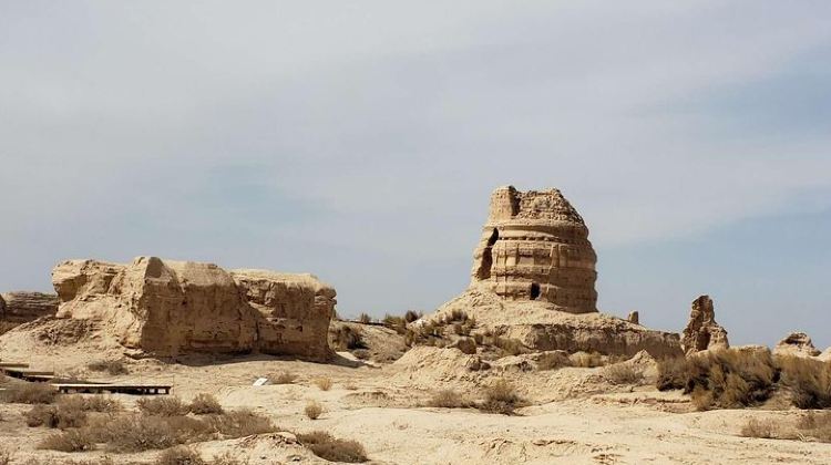 8D7N · Private Tours · 8-Day Silk Road Trip of Dunhuang, Jiayuguan, Zhangye with Accommodation