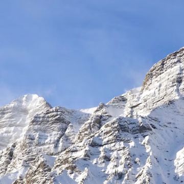 加拿大班夫国家公园+强斯顿峡谷+露易丝湖5日4晚跟团游