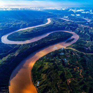 山西碛口国家级风景名胜区+陕西波浪谷景区+甘泉大峡谷+云丘山景区6日5晚私家团