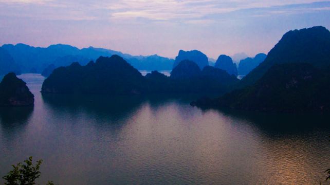 10-Day Classic Vietnam Tour from Hanoi to Ho Chi Minh City · Cu Chi Tunnel, Ha Long Bay