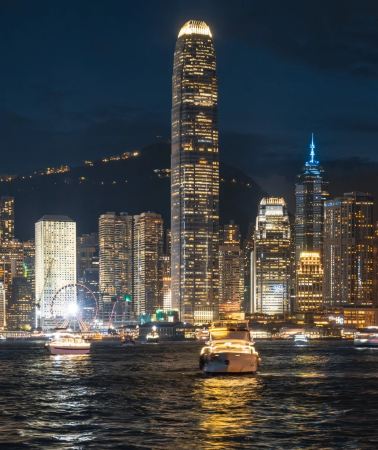 4日3晚 • 維多利亞港夜景水上遊船-中環街市打卡-半山扶梯-太平山頂俯瞰維港