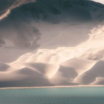 中国新疆喀什市8日7晚私家团