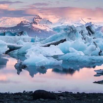 冰岛米湖+黄金旅游圈+斯奈山冰盖8日7晚跟团游