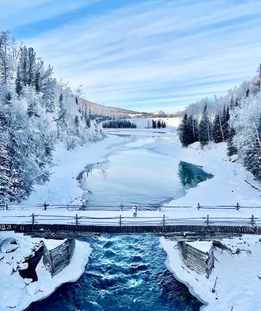 4D3N • Northern Xinjiang · Kanas Scenic Area+Baihaba Scenic Area+Hemu Scenic Area | 1+1 First-Class Cabin+2 Nights in Scenic Areas | Snow Season Presale · Unlimited Skiing on Jikepulin Powder Snow | Stay in Hemu & Baihaba