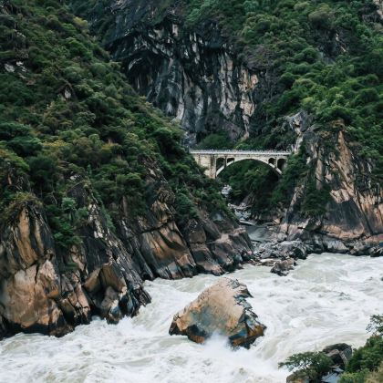 云南丽江+香格里拉+梅里雪山5日4晚私家团