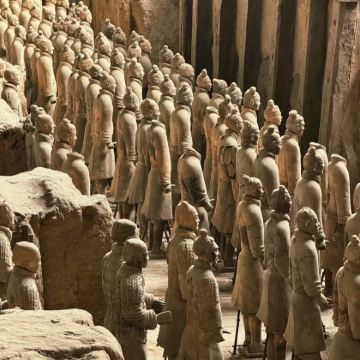 博物馆讲解•西安秦始皇兵马俑博物馆研学讲解半日亲子营【寻秦记兵马俑研学，西安秦始皇兵马俑博物馆人工讲解团，探秘世界第八大奇迹，行走的课堂】