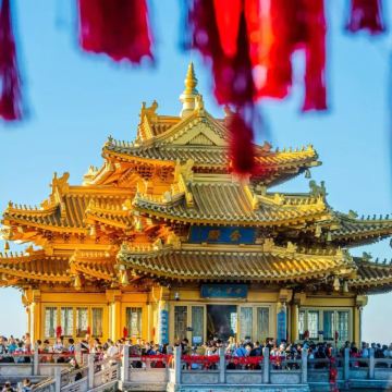 河南老君山景区+洛阳龙门石窟+登封少林寺+白马寺4日3晚私家团