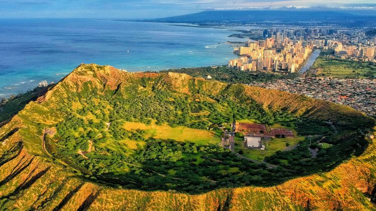 <5天>【夏威夷歐胡島+火山大島或茂宜島2選1】性價比3鑽酒店·檀香山市區觀光+珍珠港+小環島精華遊(往返機票已含)