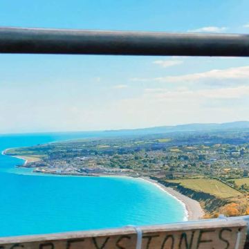 英国+北爱尔兰11日10晚拼小团