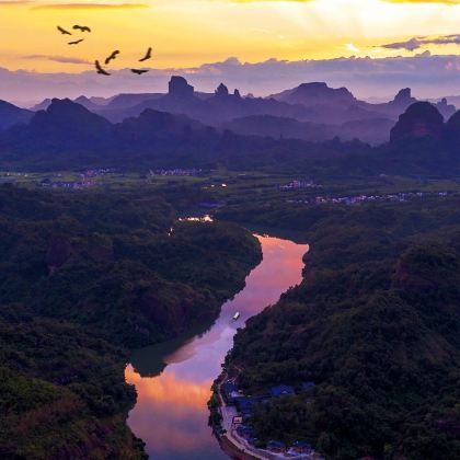韶关丹霞山+阳元石景区+南华禅寺2日1晚私家团