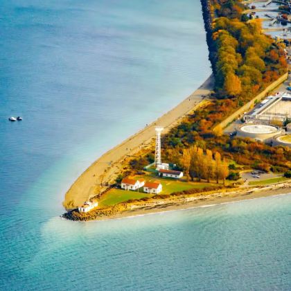 美国西雅图+洛杉矶+雷尼尔山国家公园+太空针塔+圣莫尼卡海滩+好莱坞星光大道+中途岛号博物馆9日8晚私家团