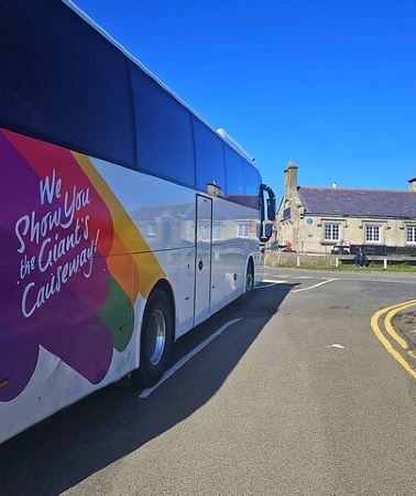 2D1N • Giant's Causeway Day Tour and Belfast City Tour 2 Day Pass