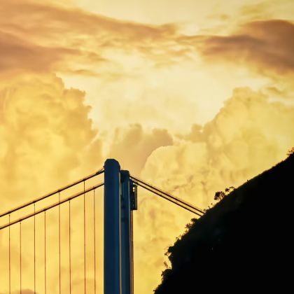 贵州安顺+花江峡谷大桥桥旅融合服务区3日2晚私家团