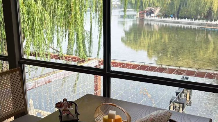 5-Day Essence of Beijing Private Tour·The Palace Museum, Mutianyu Great Wall, Prince Kung's Palace Museum, Summer Palace, Pop Land