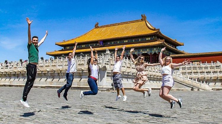 14-Day China Small Group Family Adventure Tour from Beijing to Shanghai: Pandas, Palaces, Warriors, Great Wall & Yangtze River Cruise