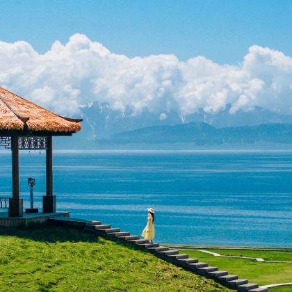 新疆北疆+乌鲁木齐10日9晚跟团游