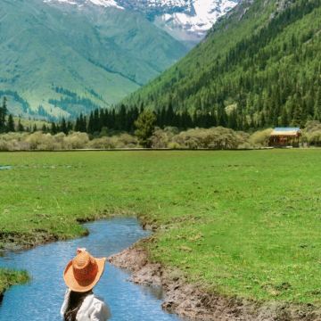 成都+九寨沟+黄龙风景名胜区+毕棚沟+达古冰川风景名胜区7日6晚私家团