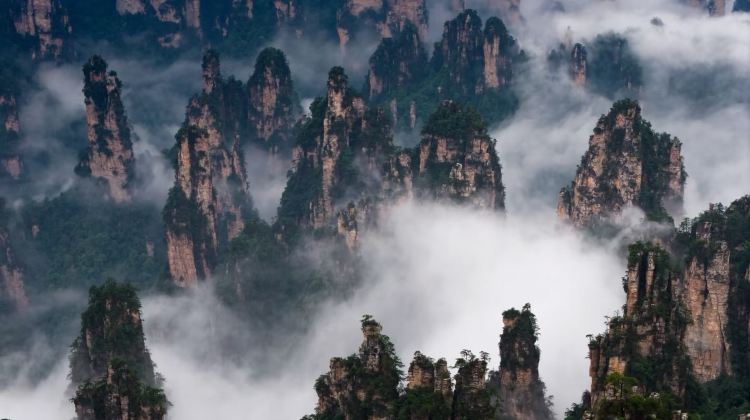 5-Day Tianmen Mountain National Forest Park + Zhangjiajie National Forest Park + Zhangjiajie Grand Canyon + Fenghuang Ancient Town