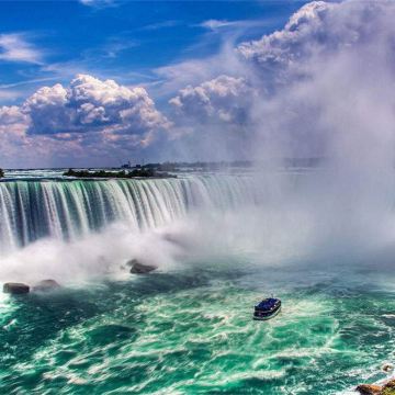 加拿大多伦多+尼亚加拉瀑布+金斯顿+蒙特利尔+魁北克城+班夫国家公园+温哥华+维多利亚14日13晚私家团