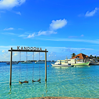 马来西亚+马尔代夫+马富施岛10日9晚跟团游