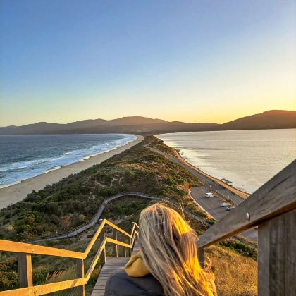 澳大利亚塔斯马尼亚+布鲁尼岛+惠灵顿山+塔斯曼半岛+摇篮山+卡德奈特峡谷保护区+亚瑟港历史遗址+酒杯湾+菲欣纳国家公园6日5晚跟团游
