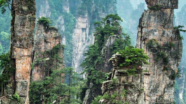 11-Day Historical and Natural China Private Tour from Beijing to Shanghai·Xi’an and Zhangjiajie丨Tiananmen Square, Terracotta Warriors,  Zhangjiajie National Forest Park and The Bund