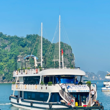 越南+河内火车街+升龙水上木偶剧院+下龙湾5日4晚跟团游