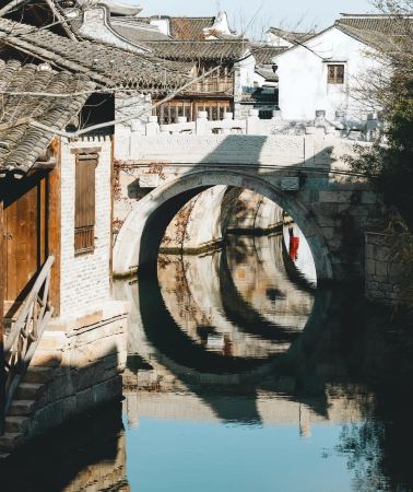 7D6N • Magical Jiangnan tour: Shanghai, Suzhou, Wuxi, Hangzhou, and Wuzhen, including a visit to Oriental Salt Lake City 