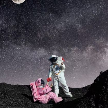 呼和浩特+希拉穆仁草原+响沙湾+辉腾锡勒草原5日4晚拼小团