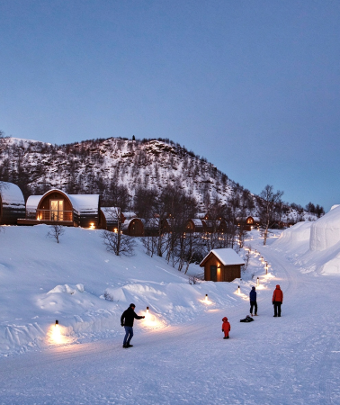 10D9N • Norway + Finland Aurora Tour + Reindeer & Husky Dual Sledge Experience + Snowmobile & King Crab Fishing + Santa Claus Village