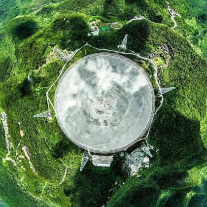 中国贵州安顺黄果树景区+中国天眼景区+西江千户苗寨5日4晚拼小团