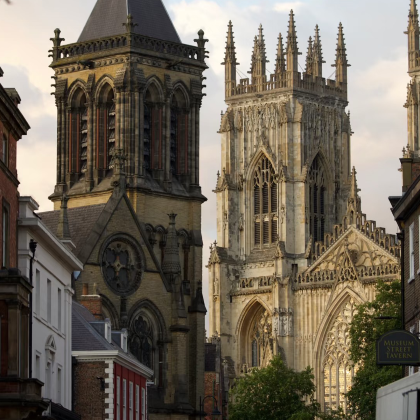 英国伦敦+爱丁堡+尼斯湖+天空岛+牛津大学+剑桥大学+七姐妹悬崖15日14晚私家团