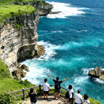 日本冲绳市+濑长岛+石垣8日7晚私家团