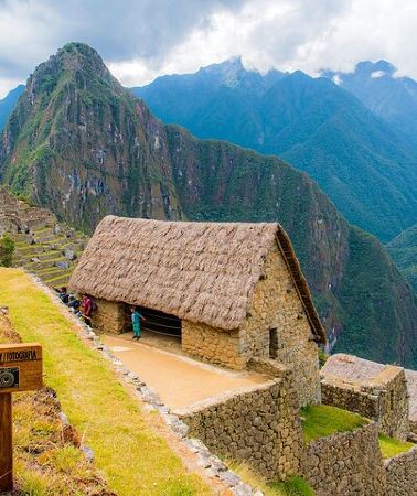 2D1N • 2 Days 1 Night in Machu Picchu with Tourist Train and Entrance