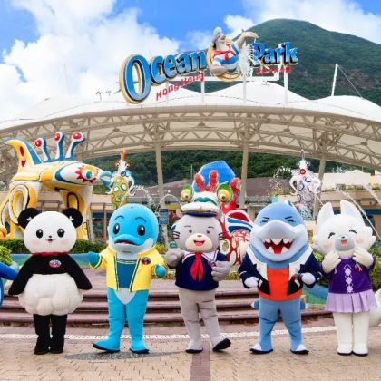 香港+澳门+太平山顶+啬色园黄大仙祠+金紫荆广场+星光大道+大三巴牌坊+澳门威尼斯人度假区+澳门渔人码头+香港海洋公园5日4晚跟团游