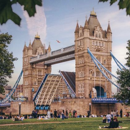 英国+伦敦+剑桥+爱丁堡+温德米尔+曼彻斯特+牛津11日私家团