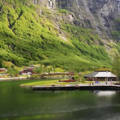 冰岛+芬兰12日10晚跟团游