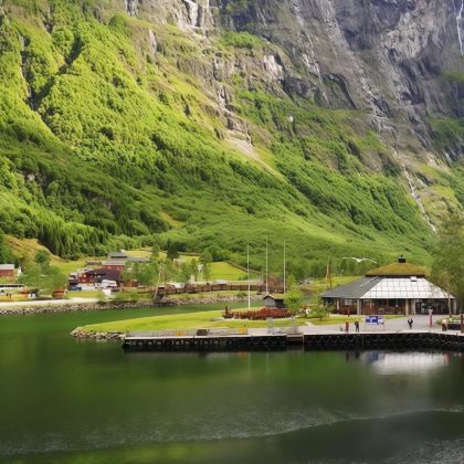 冰岛+芬兰12日10晚跟团游